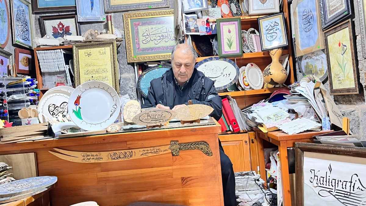 Kayserili Sanatçı Osman Durmuş Kaligrafide Sınırları Zorluyor!3