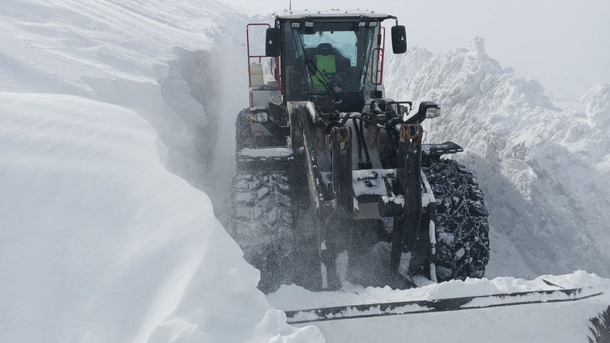Kayseri’nin Pınarbaşı Ilçesinde Kar Kalınlığı 1 Metreyi Aştı (6)