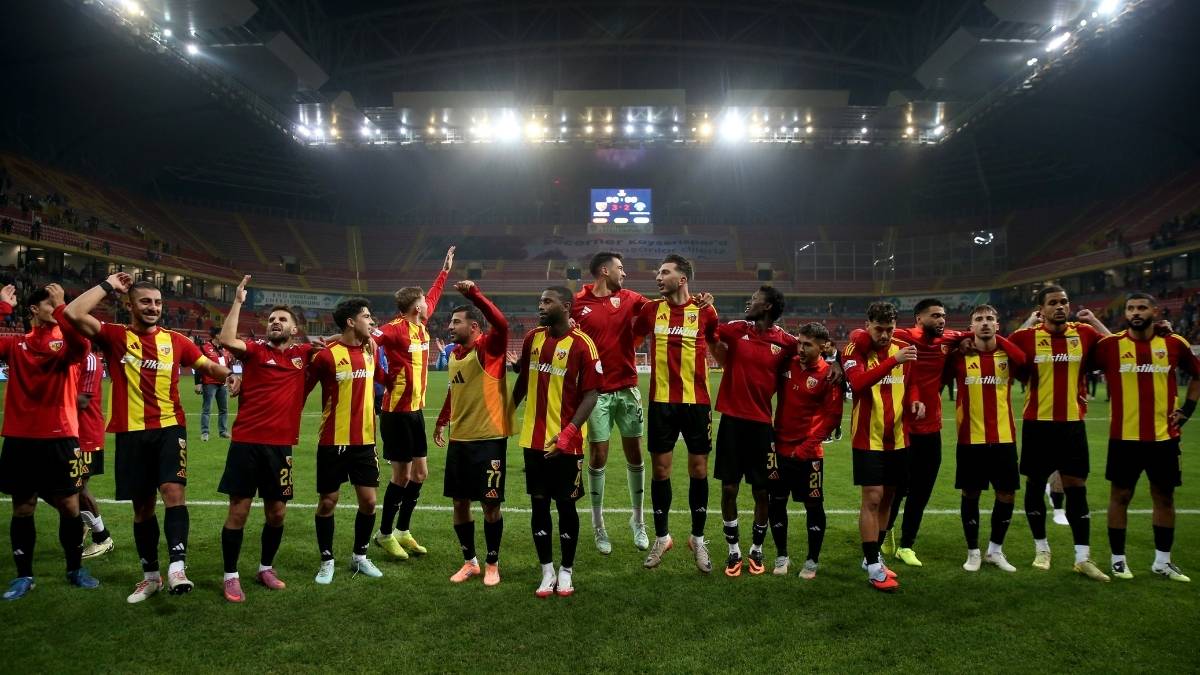 Kayserispor Başkan Açıkalın Şehrin Önde Gelenleri Ile Toplantı (3)