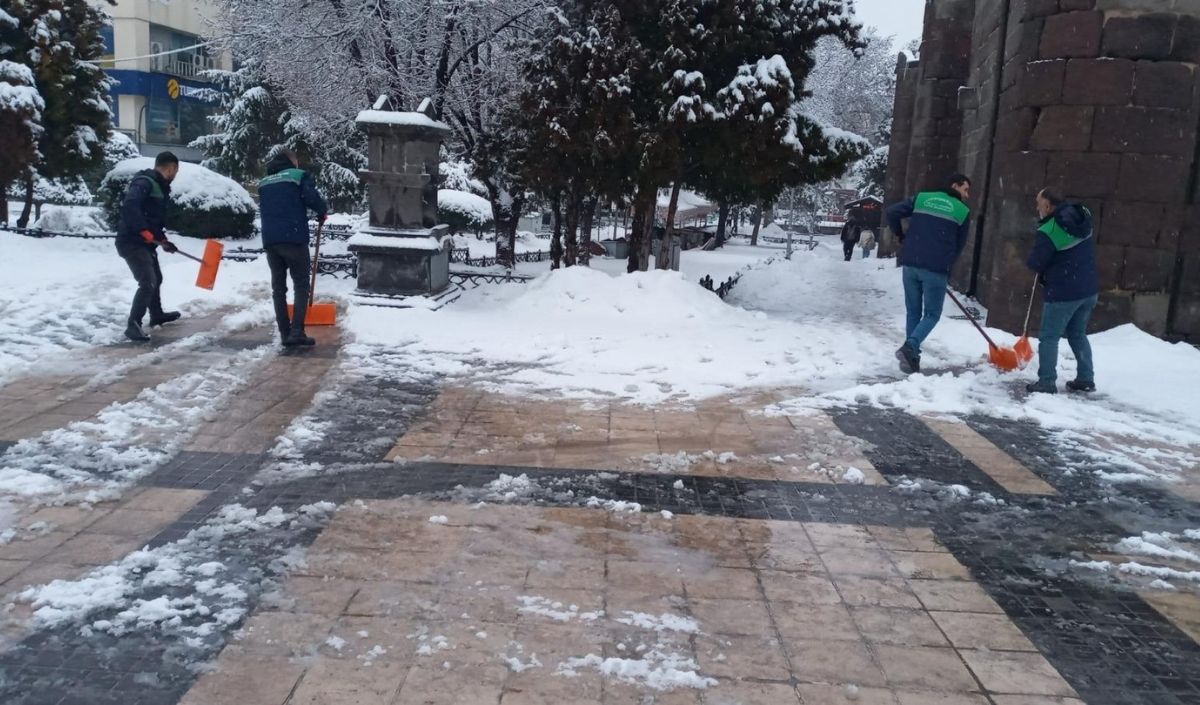 Kırsal Mahalle Yolu Kayseri̇ Yollar Açildi (7)