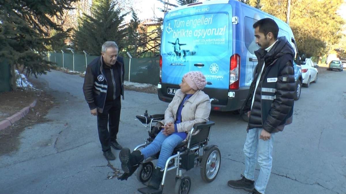 Kocasinan Belediyesi’nden Müjde Engelsiz Nakil Aracı Hizmete Sunuldu!3