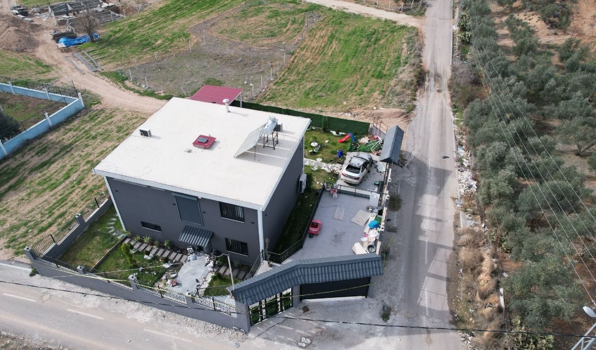 Lüks Villada Aile Faciası! Eski Eşe Gönderilen Son Mesaj Ortaya Çıktı (1)