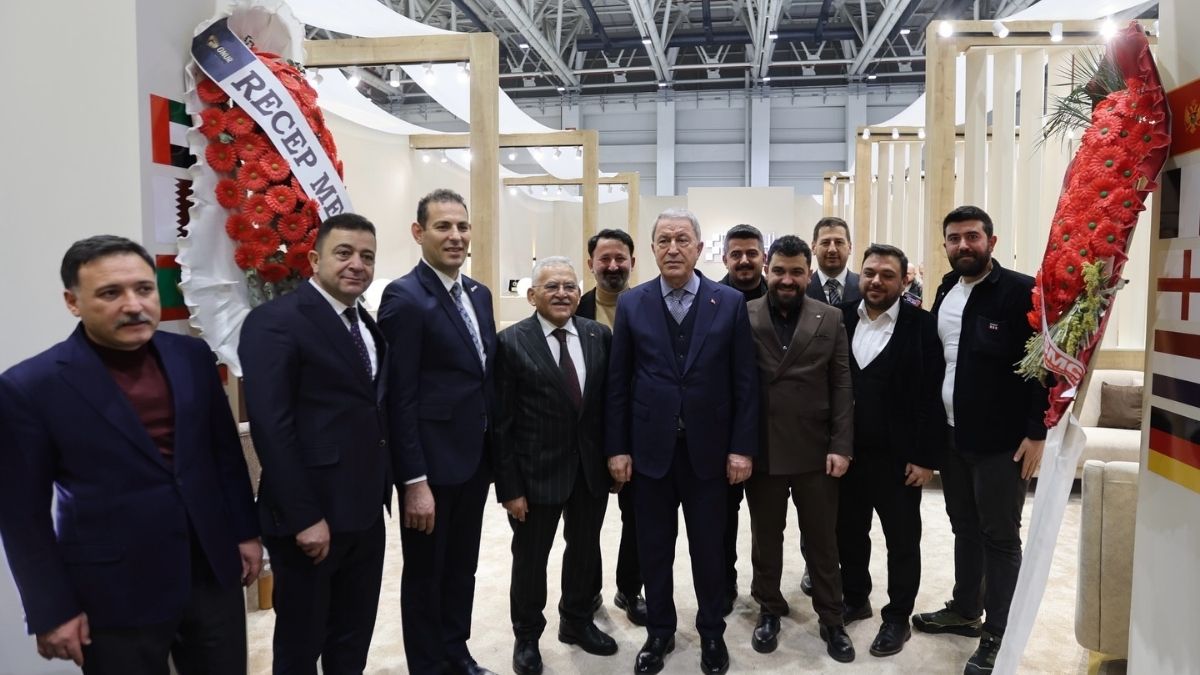 Mobilya’nın Başkenti Kayseri’ye Bu Açılış Hiç Yakışmadı! Kaymos Geçer Not Alamadı (3)