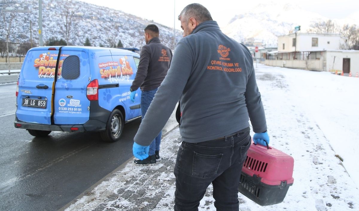 Sevim Dostlar Ambulansı (2)