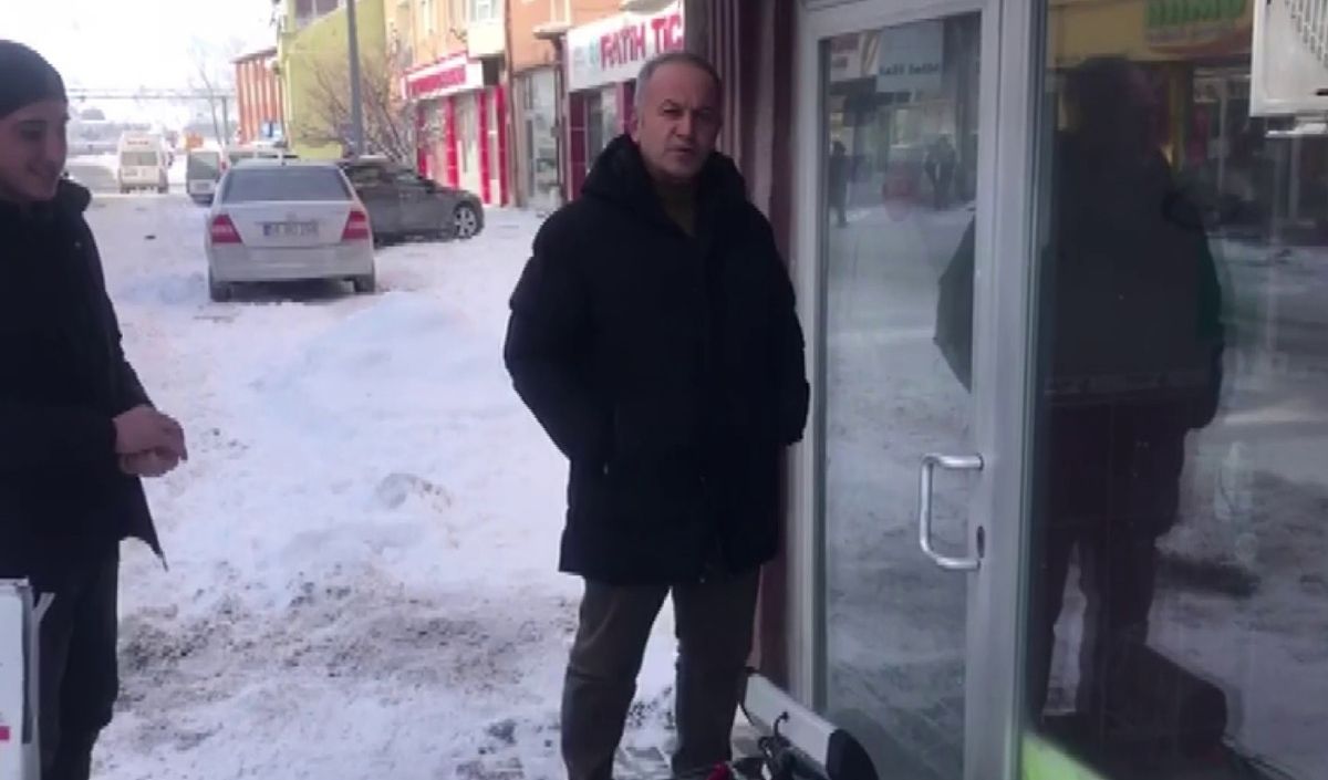 Sivas Sibirya Soguklari Donan Kapi Kilidi (1)