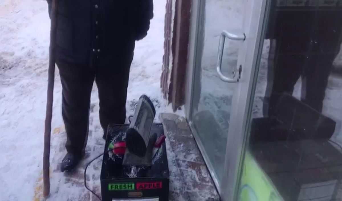 Sivas Sibirya Soguklari Donan Kapi Kilidi