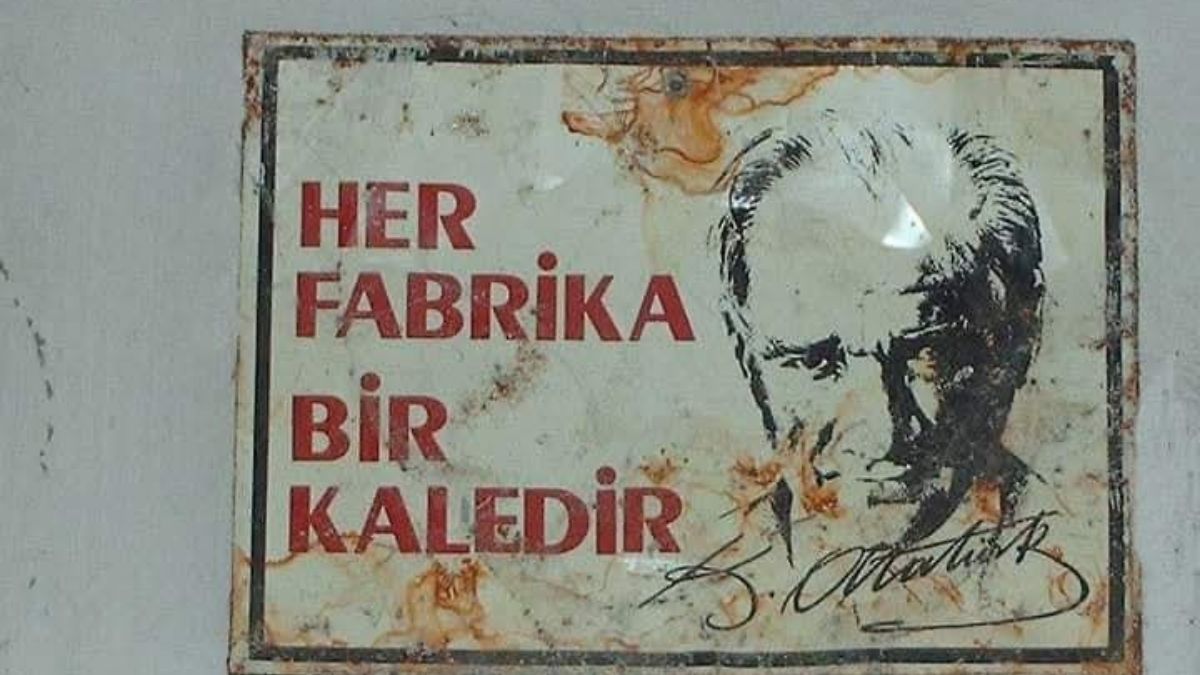 Sovyetler Kayseri’ye Hediye Etmişti! Atatürk Heykeline Ne Oldu (1)
