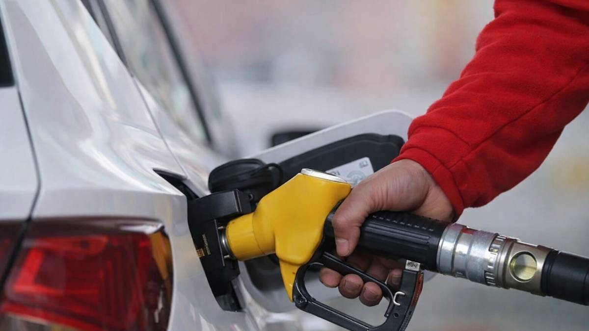 Tabelalar Değişti Benzine Gece Yarısı Beklenmedik Indirim Geldi!2