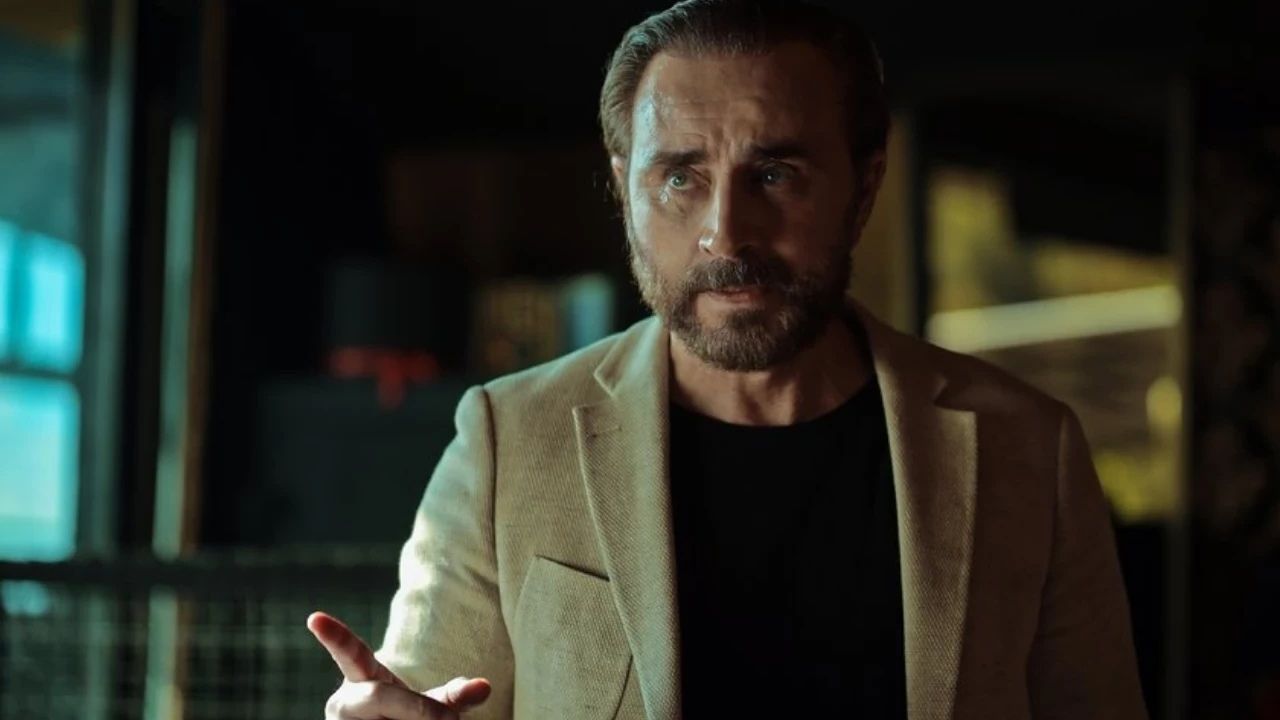 Ünlü Oyuncu Cenk Kangöz'e Ölümle Tehdit Edildi!