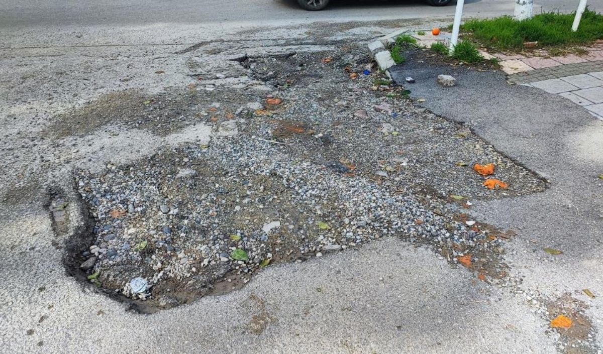 Adana’da Çukura Düşen Kadın Hastanelik Oldu (5)