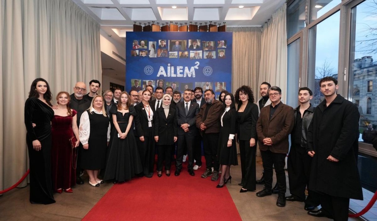 Ailem Dizisinin 2. Sezonu Büyük Ilgiyle Tanıtıldı (3)