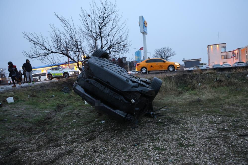 18 yaşındaki sürücü öldü