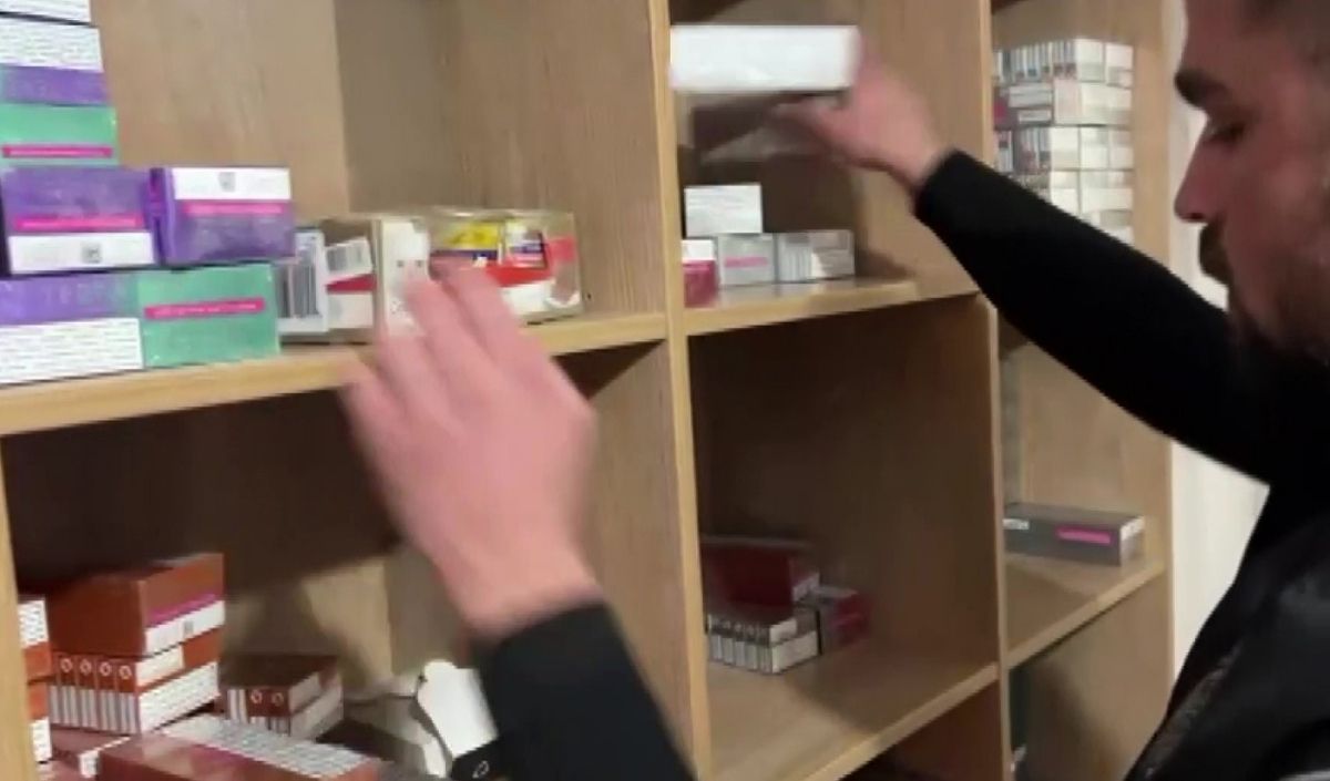 Bavulla Getirip Bırakmışlar! Polis Baskınında Servet Çıktı (4)