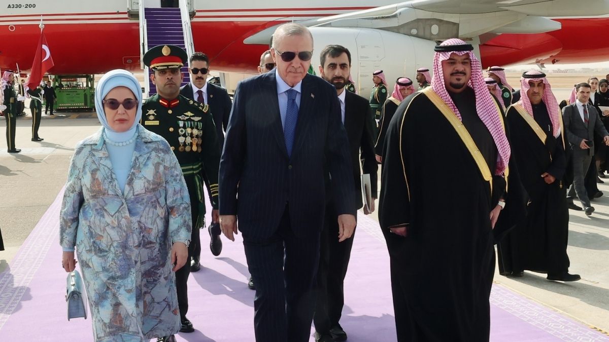 Cb Erdoğandan Riyad Çıkarması (5)