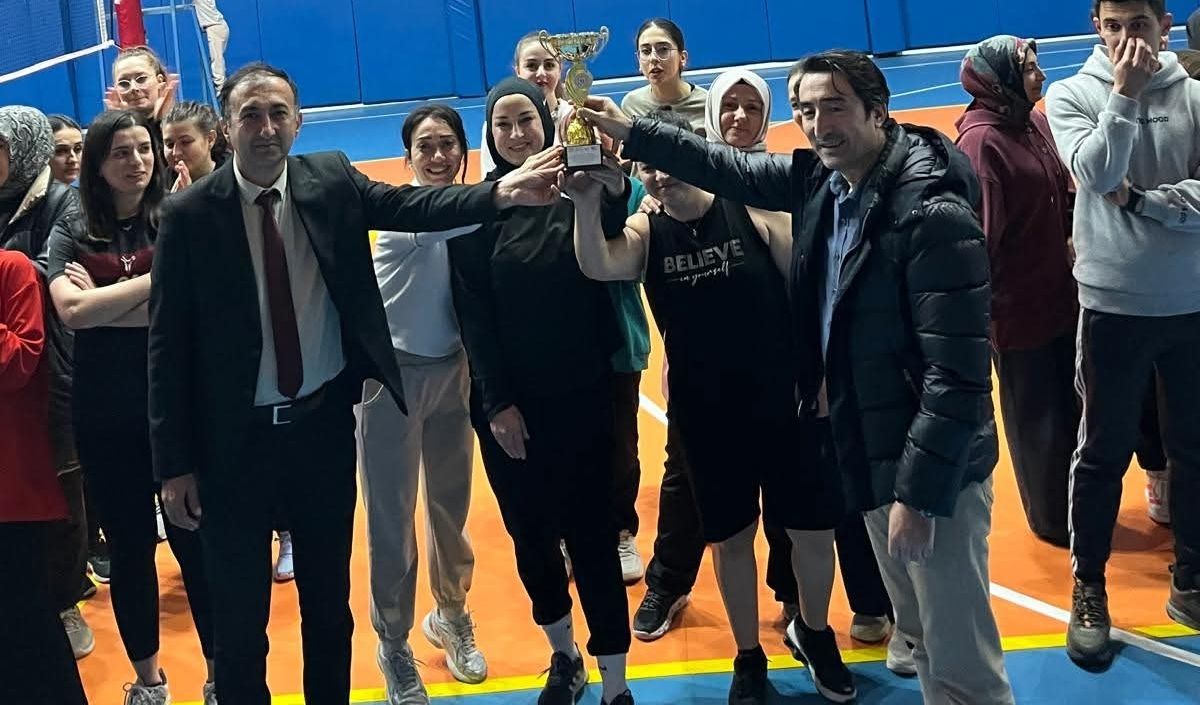 Develi Voleybol Turnuvası (1)