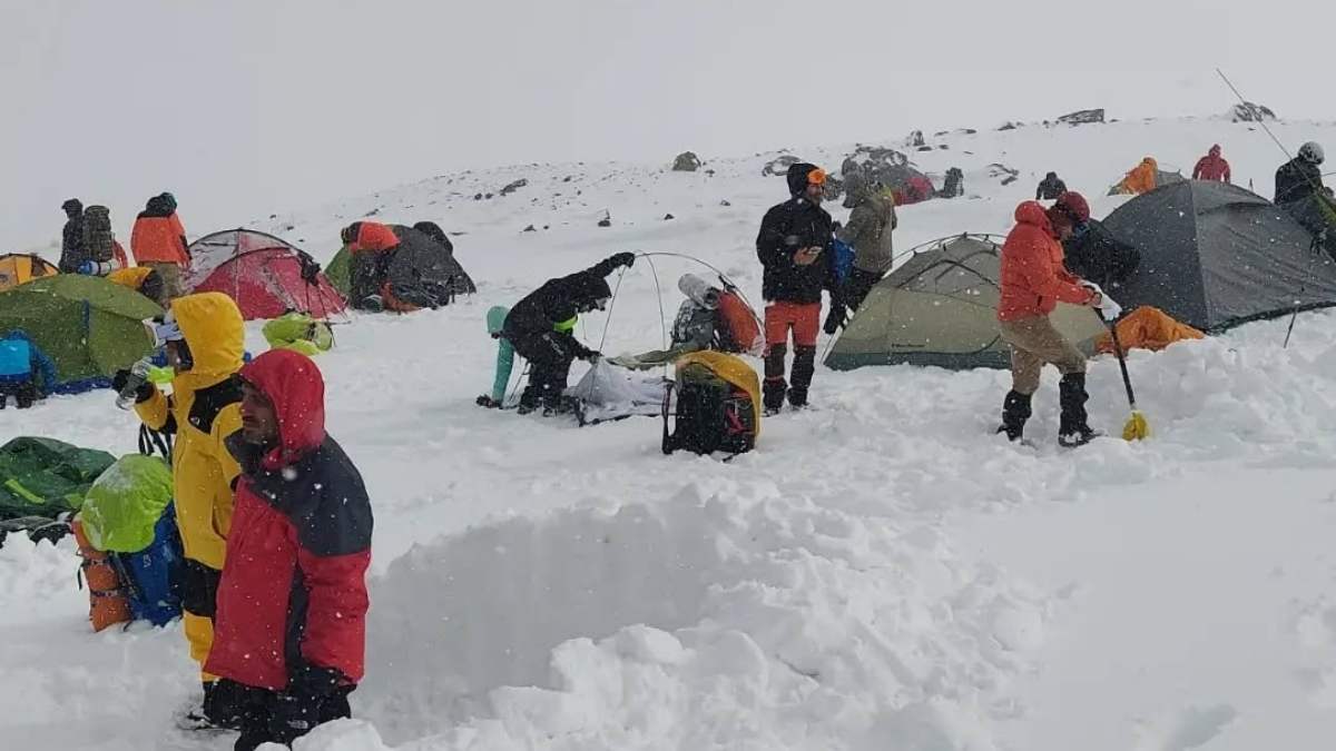 Erciyes Zirve Için Yola Çıktılar 3 Bin 600 Metrede Kaldılar! (6)