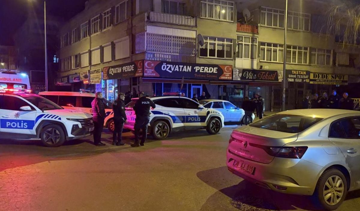 Fevzi Çakmak'ta Bıçaklı Kavga (1)