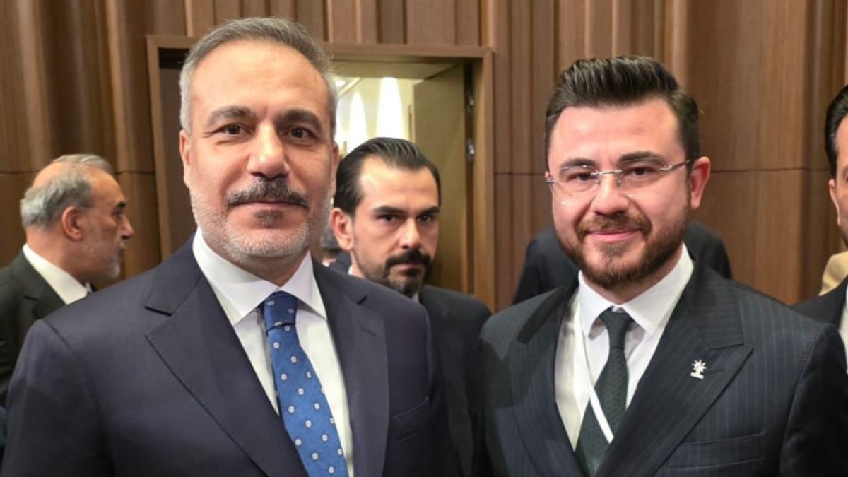 Hakan Fidan Hüseyin Okandan