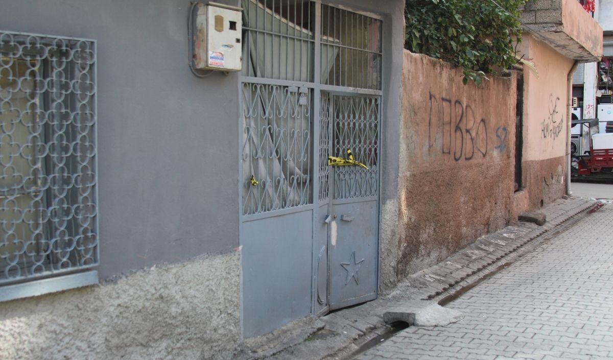 Karısını Bıçaklayarak Öldürdü! Zanlının Ifadesi Dikkat Çekti (2)