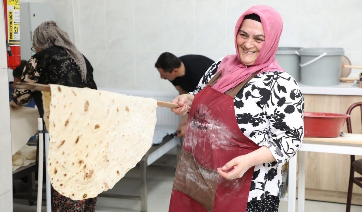 Kayseri İncesu Belediyesi Yufka Tesisinde Aylık 25 Bin Üretim (1)