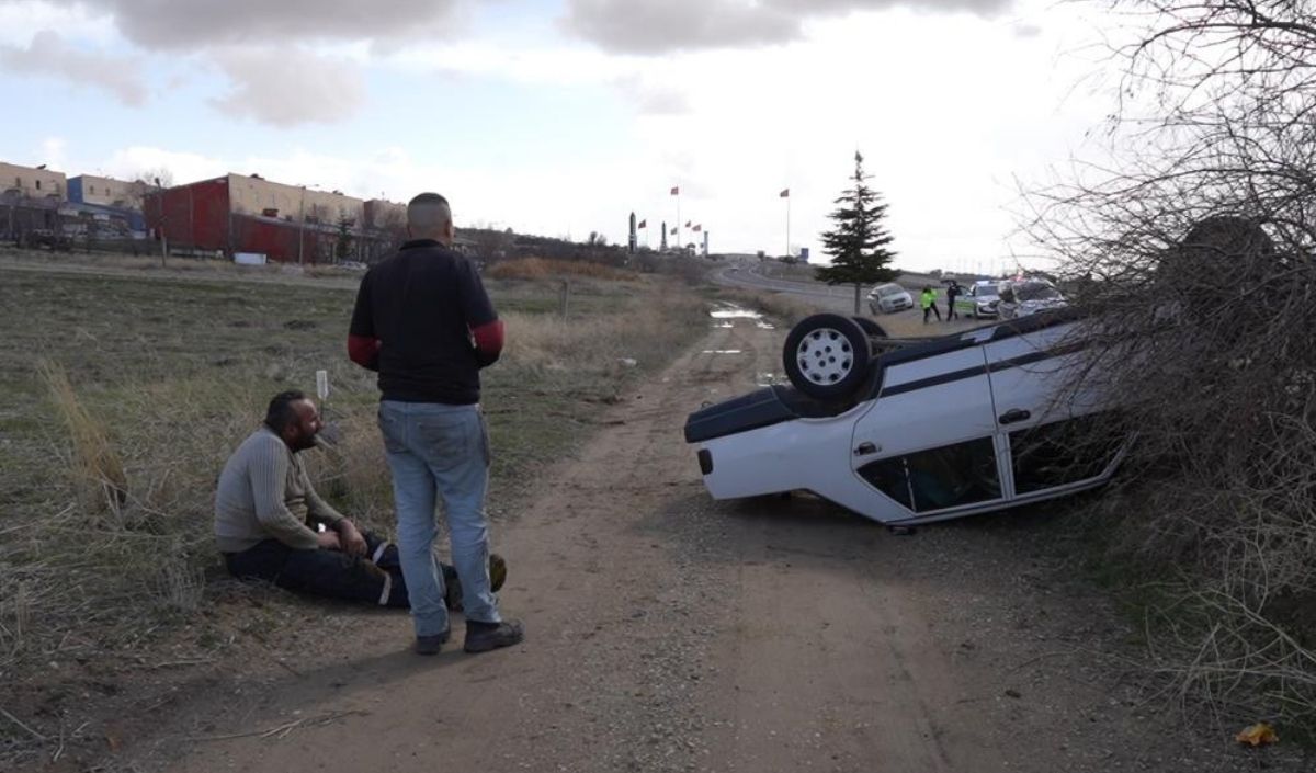 Kayseri Yolunda Trafik Kazası (2)