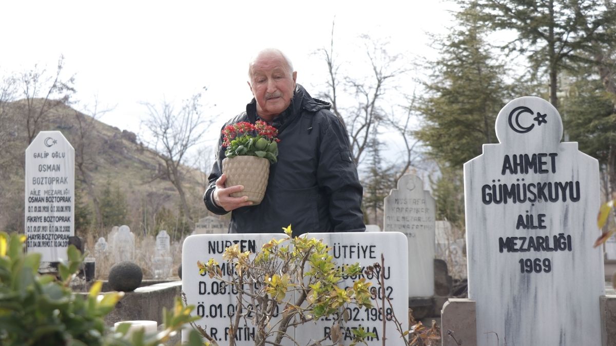 Kayseri’de 64 Yıllık Aşka Ölüm Bile Engel Olamadı! (6)