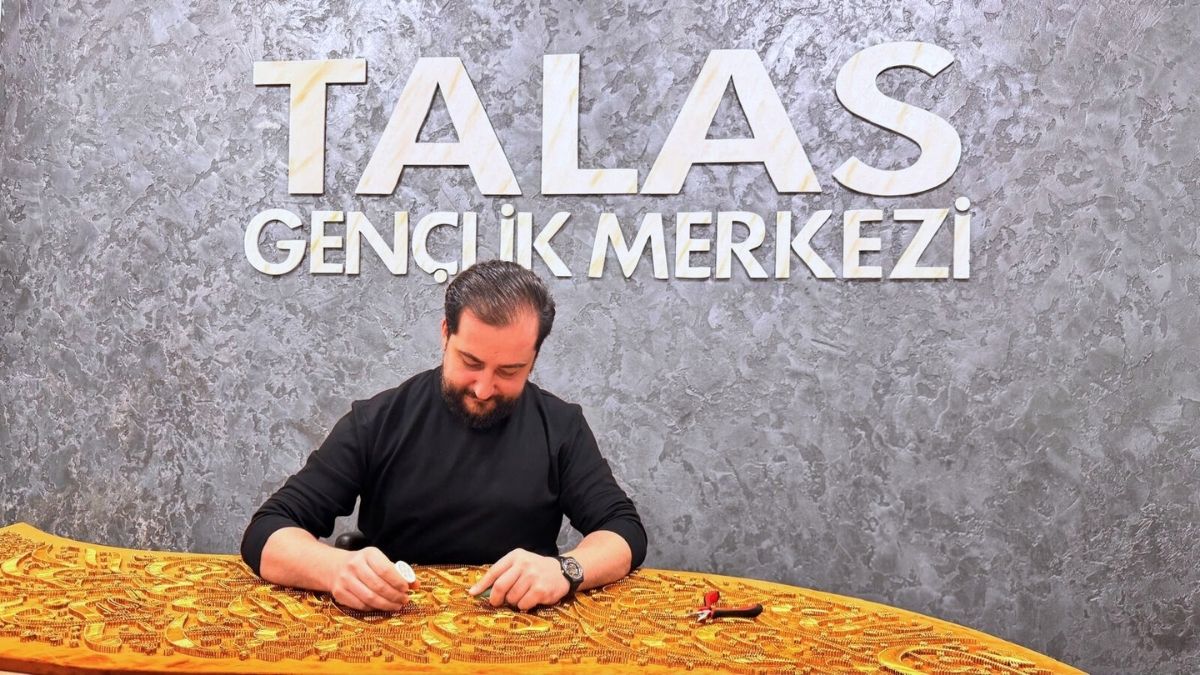 Kayseri’de Çivinin Ve Tellerin Aşkını Anlattı! (3)-1