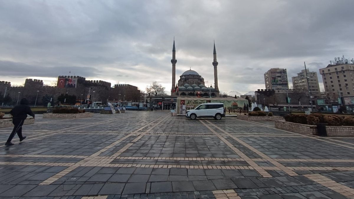 Kayseri'de Ramazan Ayında Havalar Nasıl Olacak Havalar Isınacak Mı (3)