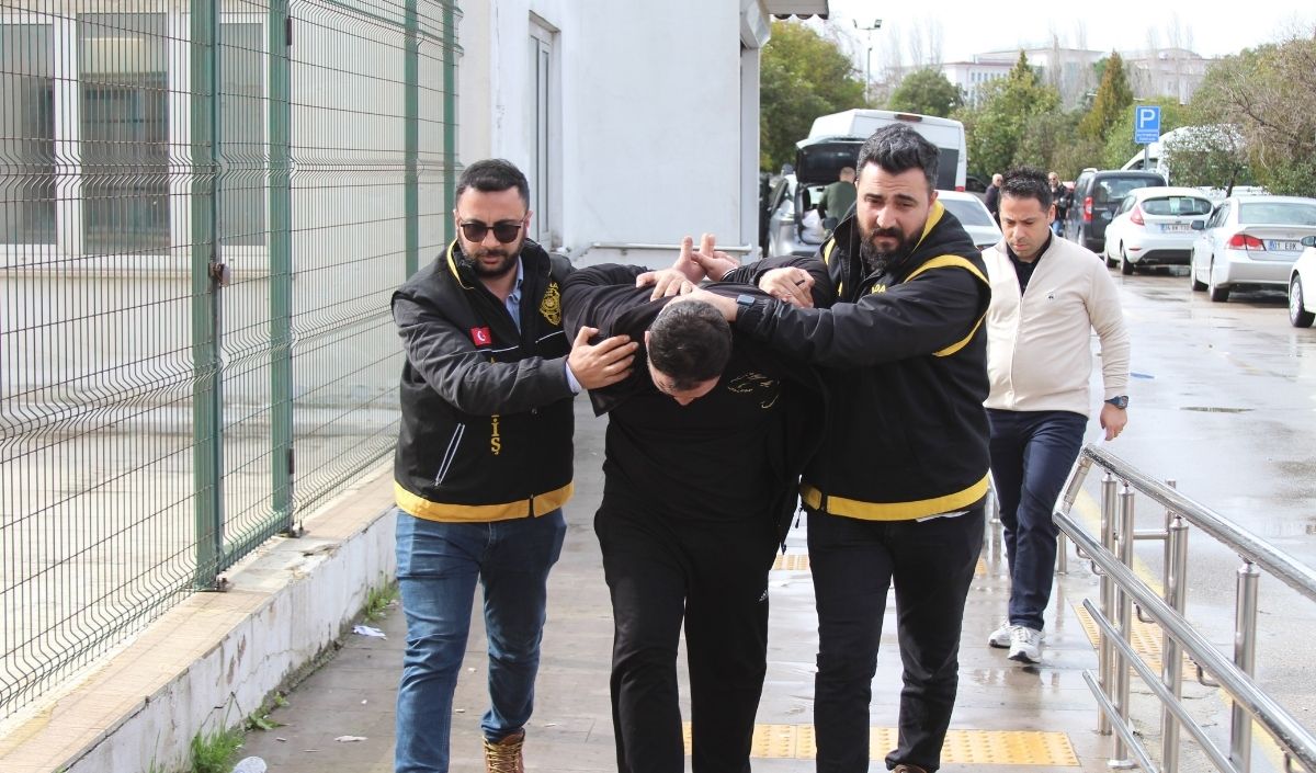 Kayseri’ye Defnedilen 17 Aylık Bebek Kazasında Ehliyetsiz Sürücü Tutuklandı (3)