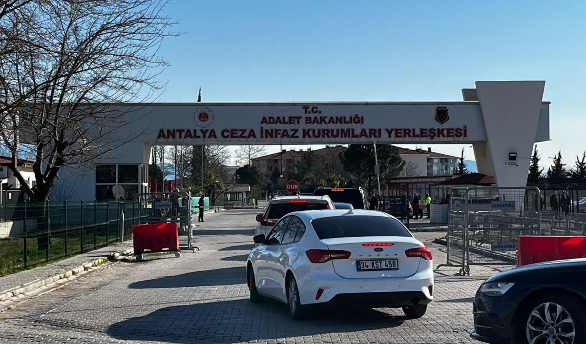 Özgür Özel’den Tanju Özcan Açıklaması (1)