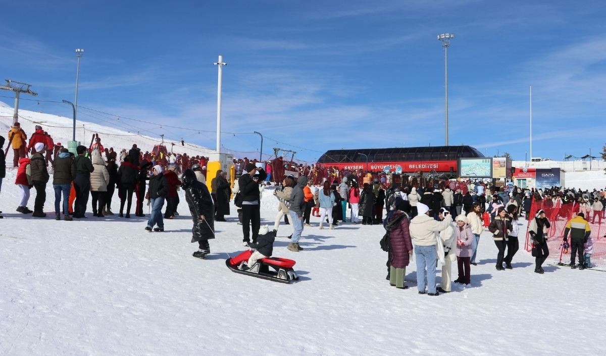 Sömestr Tatilinin Yıldızı Erciyes Oldu! 1,4 Milyon Konuk (7)