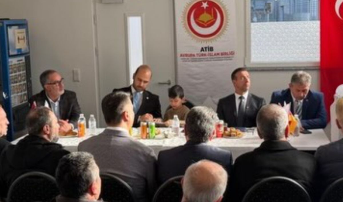 Stuttgart Ve Çevresinde Türklerin Ekonomik Ve Kültürel (1)