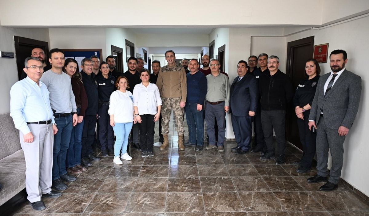 Suç Örgütü Operasyonunda Vurlunan Polis Memuru (2)