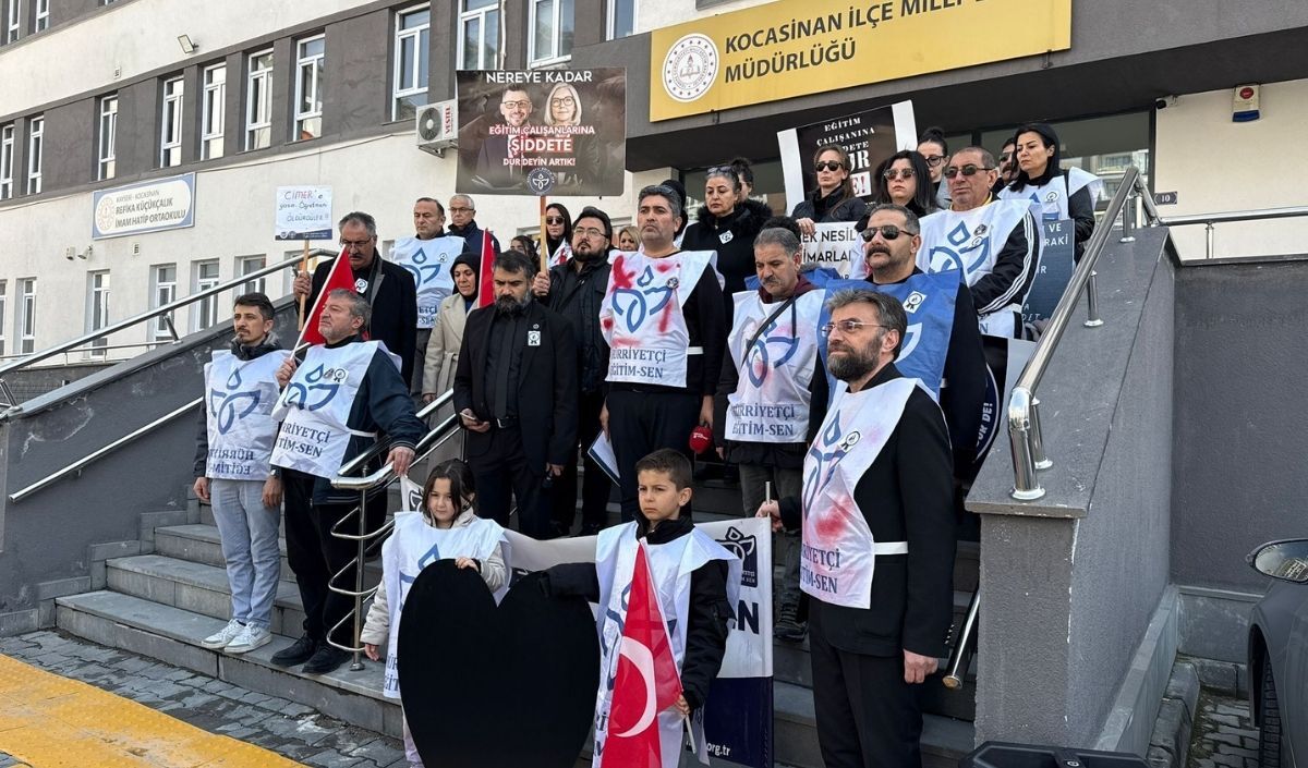 Kayseri’de Hürriyetçi Eğitim Sen’den Iş Bırakma (2)